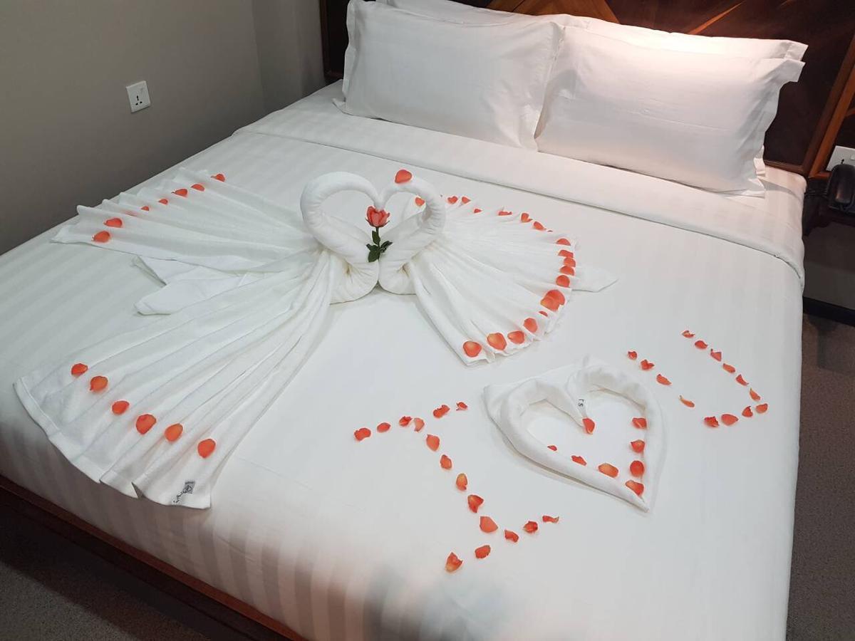 Tristar Hotel Yangon Extérieur photo