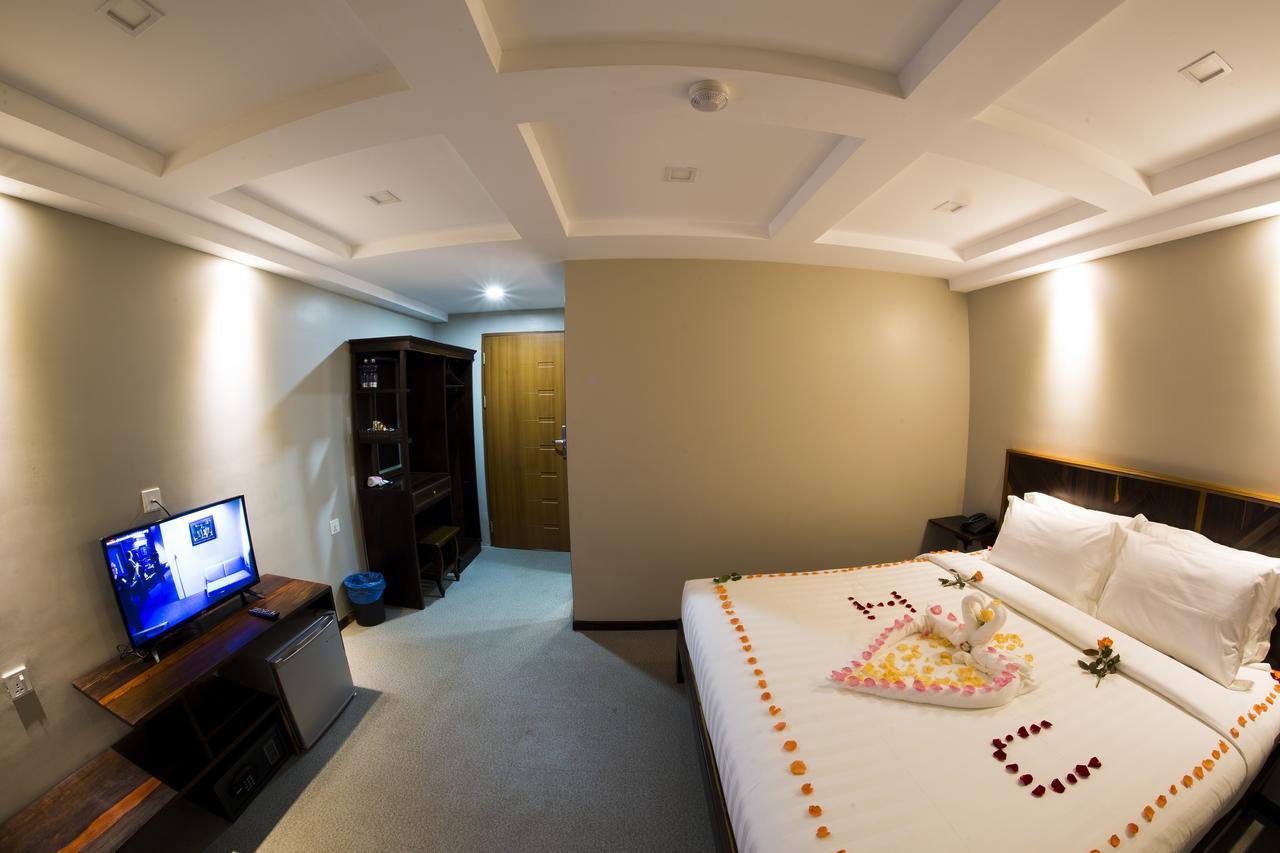 Tristar Hotel Yangon Extérieur photo