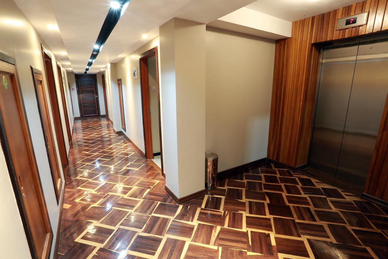 Tristar Hotel Yangon Extérieur photo