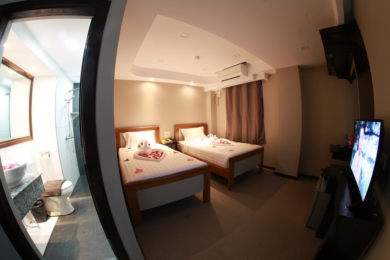 Tristar Hotel Yangon Extérieur photo